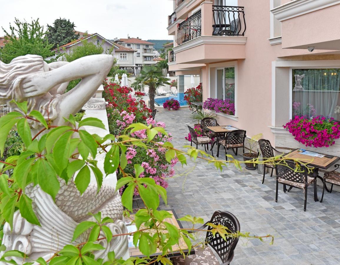 Sirena Palace Family Hotel Obzor Exterior foto